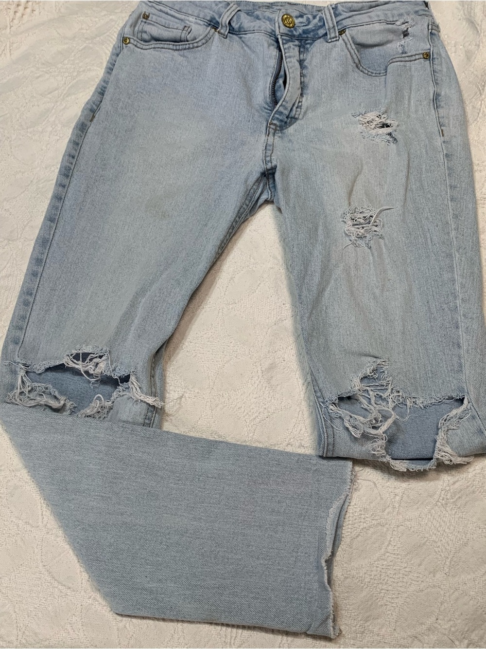 Seven7 Light Blue Distressed Women’s Jeans